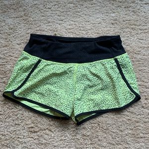 Lululemon shorts size 4